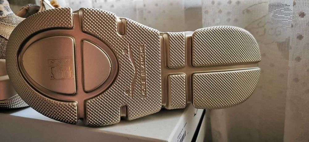 Оригинални маркови дамски маратонки/ сникърси VOILE BLANCHE - 36 номер