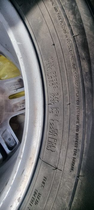 Продам автошины с дисками б/у