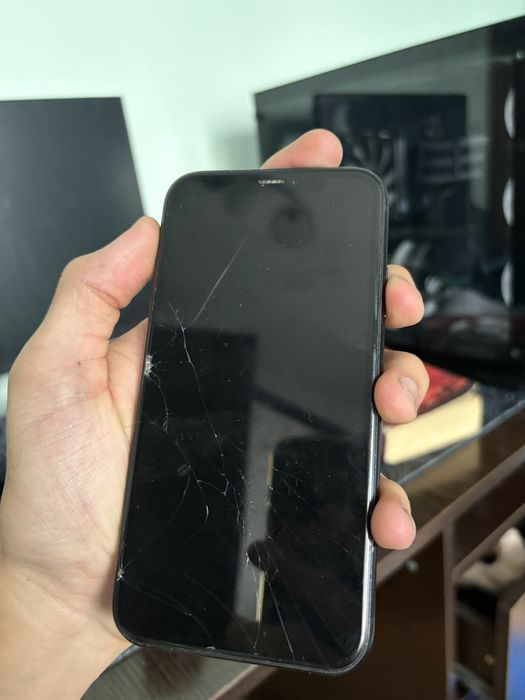 iphone xr продам
