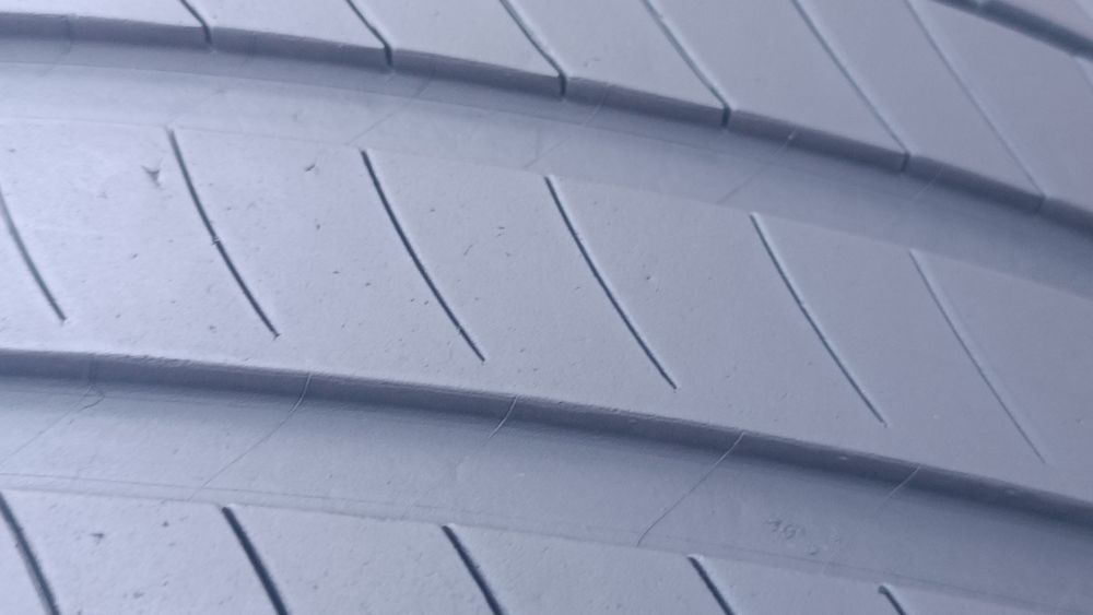 235/45/17 Michelin