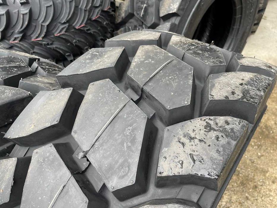 Anvelope noi 12-16.5 Robust CU 14 PLIURI pentru incarcator