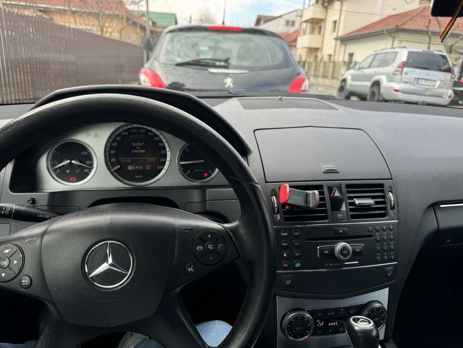 Mercedes C220 /W204