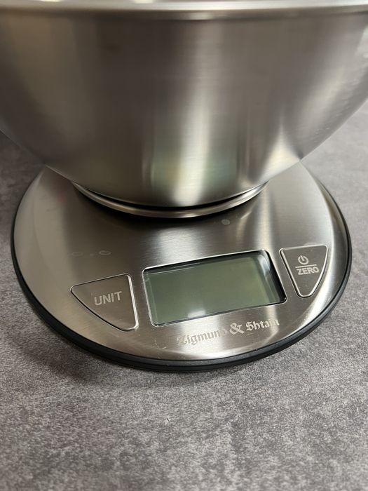 Zigmund&Shtain весы кухонные