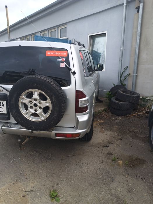 Vând urgent Mitsubishi pajero mk3