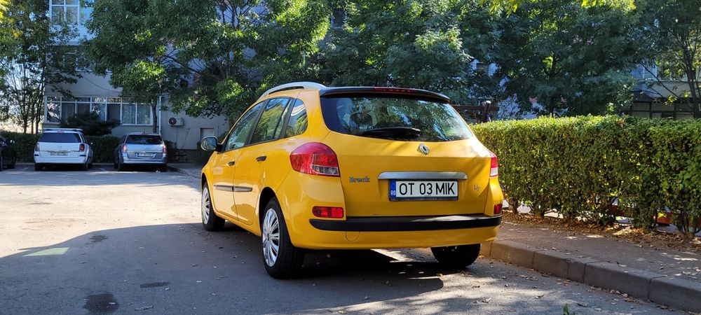 Vând Renault Clio 2012