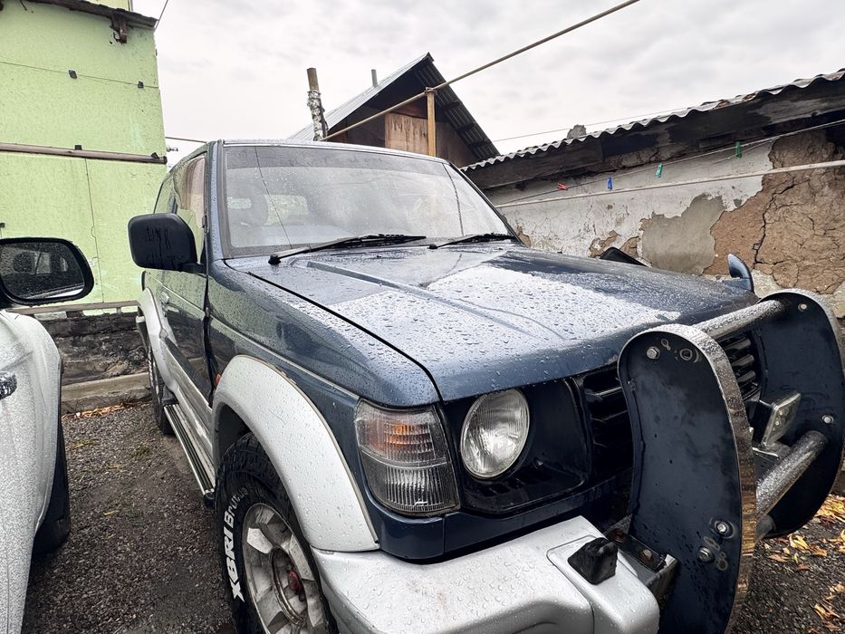 Продам Mitsubishi Pajero