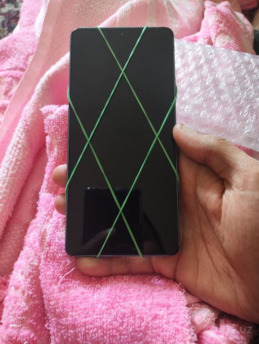 Продается OLED экран для POCO F5
