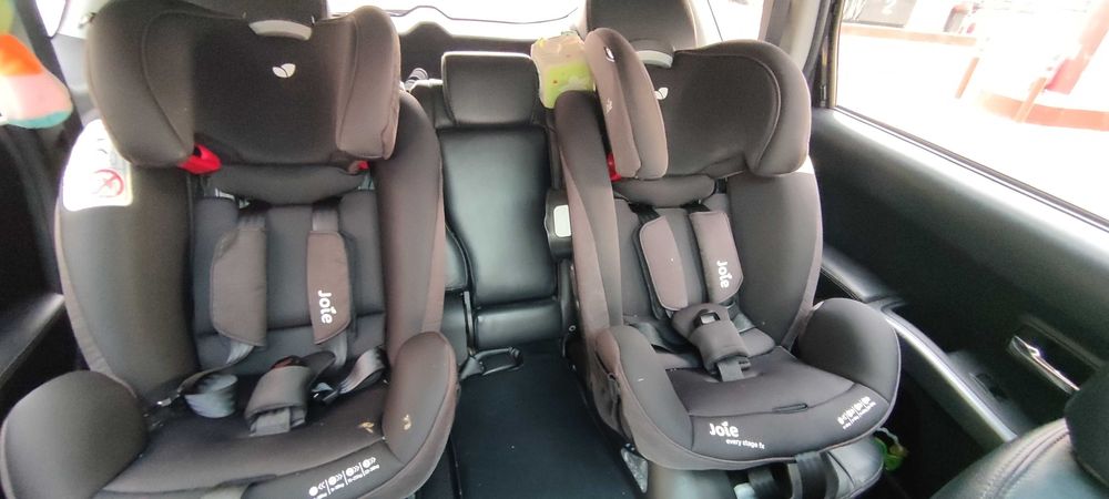 Mitsubishi Outlander II, 180.000 km, 7 locuri, 4x4