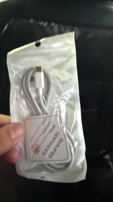 Кабель для зарядки