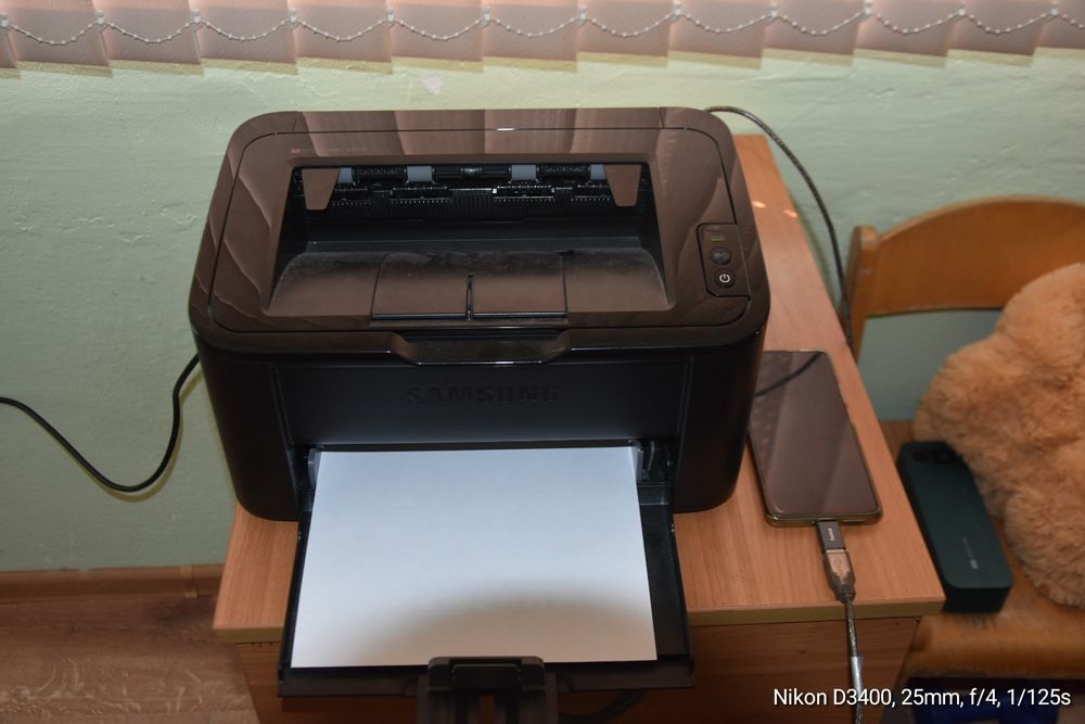 Продавам лазерен принтер Самсунг