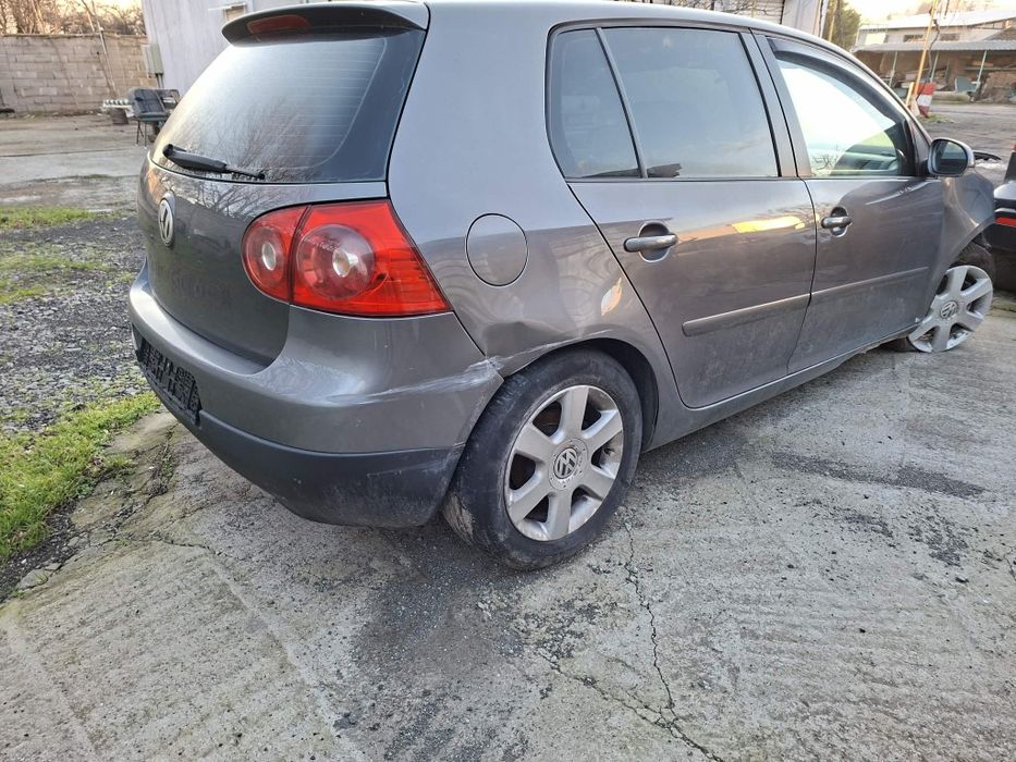 Vw Golf 5 на Части