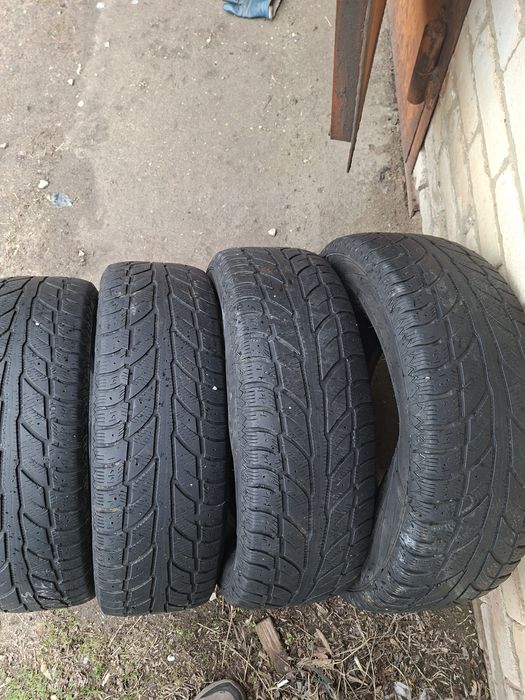 Продам шины. 215/70/16  купер