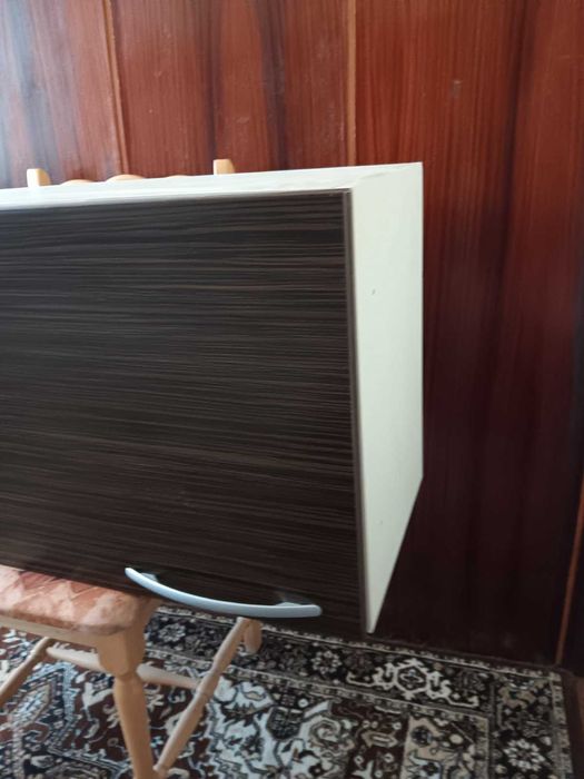 Кухненски модулни шкафове- 2 броя.