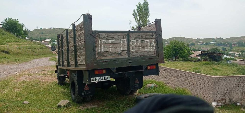 Gaz 53 sroshniy sotiladi