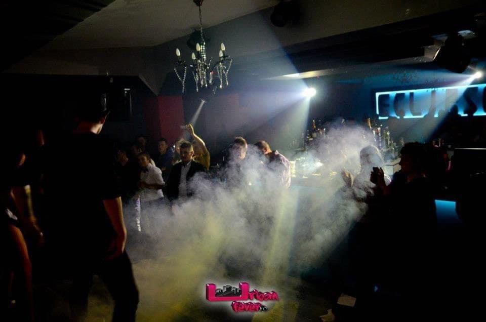 Vănd afacere Club Discotecă !