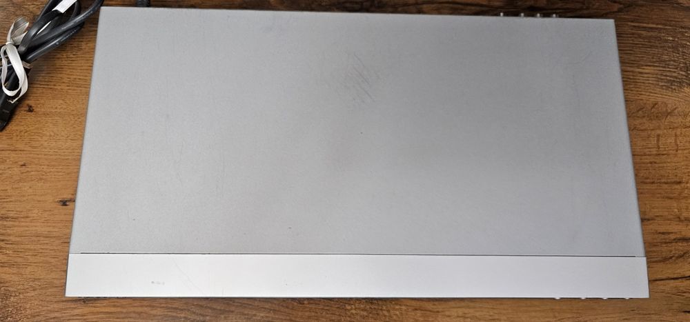 Продам DVD плеер Sony