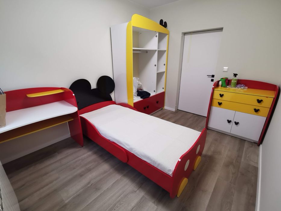 Детски скрин и бюро от Айко