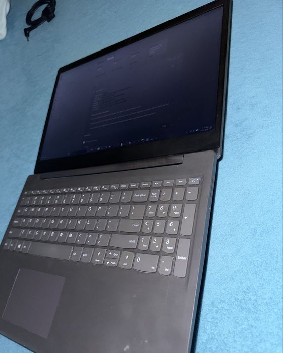 Lenovo V15-ILW I7-8565U 1.80GHz