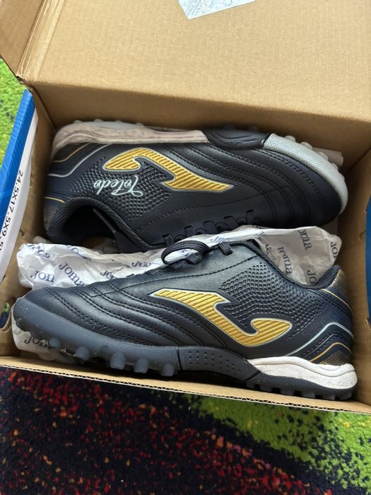 Футболни обувки Joma