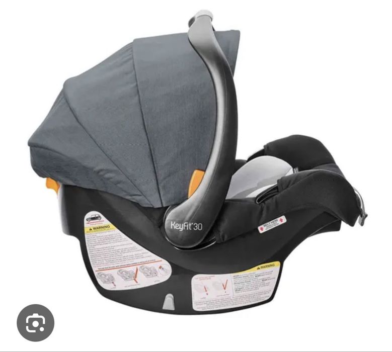 Продается автокресло итальянское Chicco