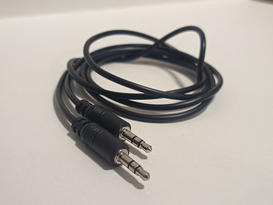 Lot / Pachet Cabluri și Alimentatoare (Aux 3.5mm, Lightning iPhone, Mini-USB, Magnetic)
