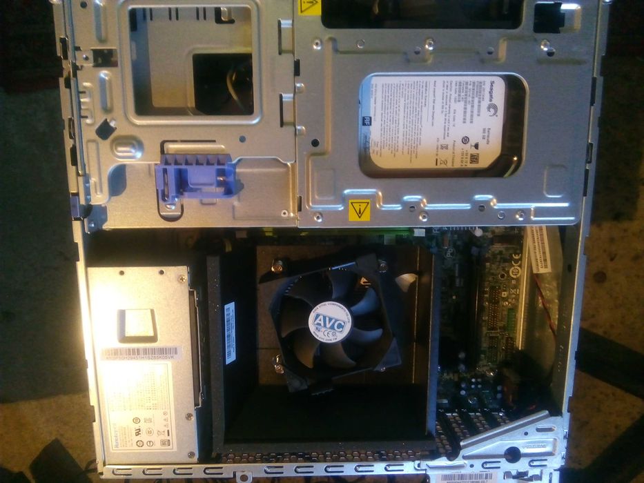 Calculator Lenovo ThinkCentre M800, Intel Pentium Dual Core 3.5 GHz.