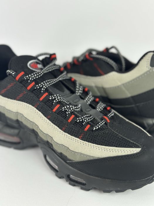 Мъжки маратонки Nike Air Max 95 “Black / University Red”