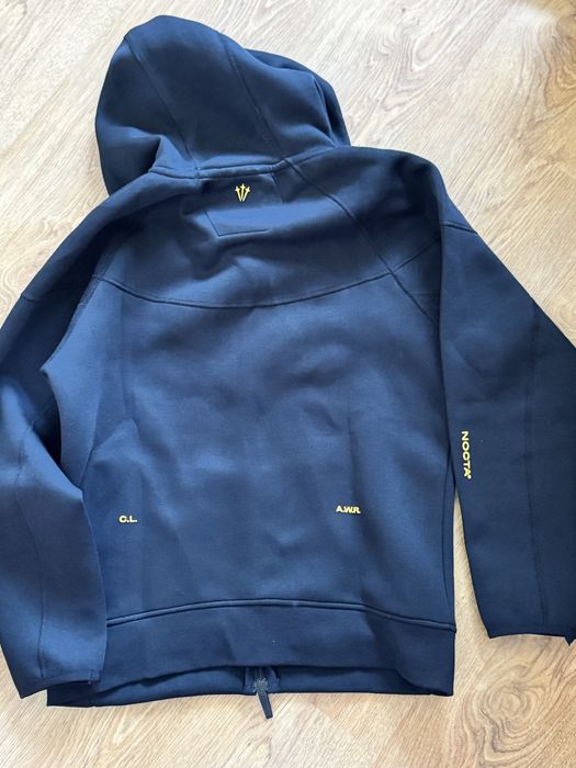 Горница Nike Nocta M