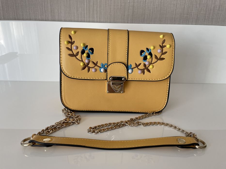 Оригинални дамски чанти Guess, Desigual