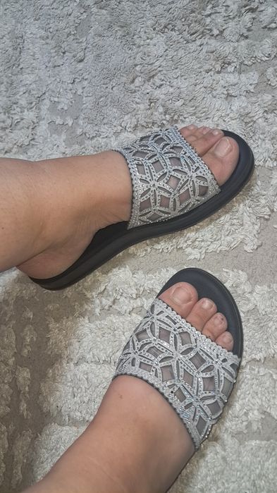 Slapi dama marimea 38