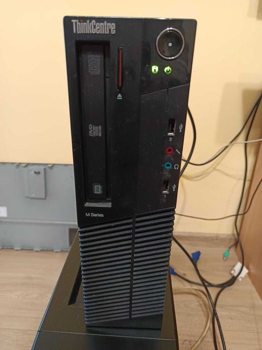 Lenovo ThinkCentre M91p SFF + Монитор