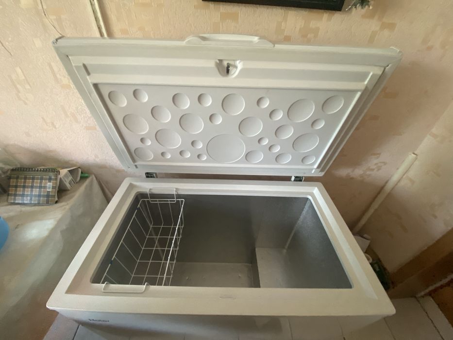 Продам Морозильник