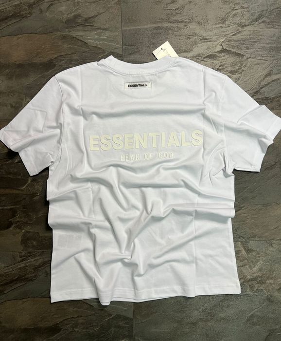 Премиум мъжки тениски ESSENTIALS | Топ качество на отлична цена