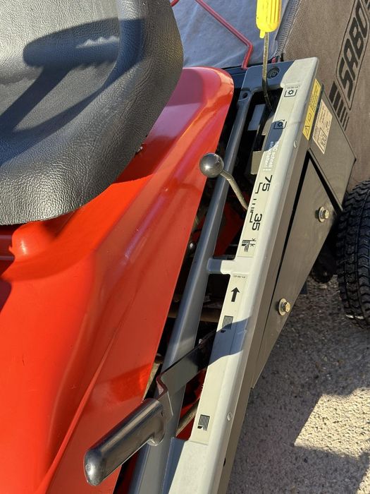 Бензинова Моторна Косачка За Трева