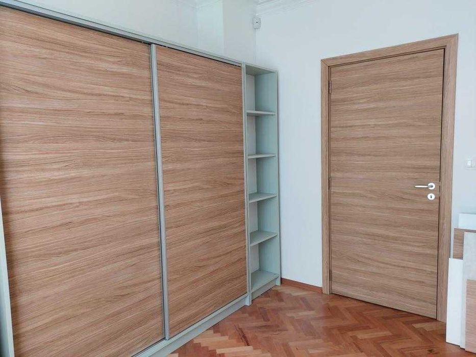 Дава се под наем Тристаен апартамент в София, Оборище - 70 кв.м за 816 € - Снимка #6