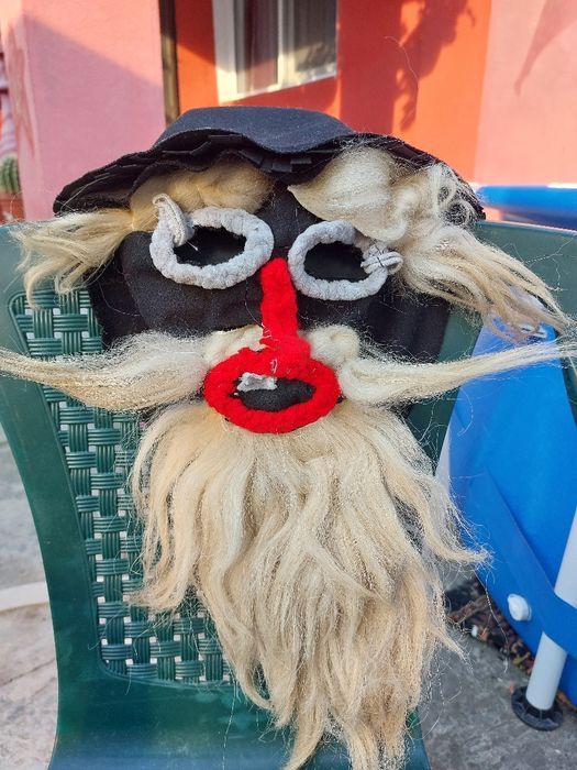 Vând masti traditionale românești făcute manual handmad