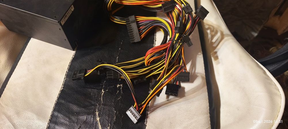 Блок питания Aerocool