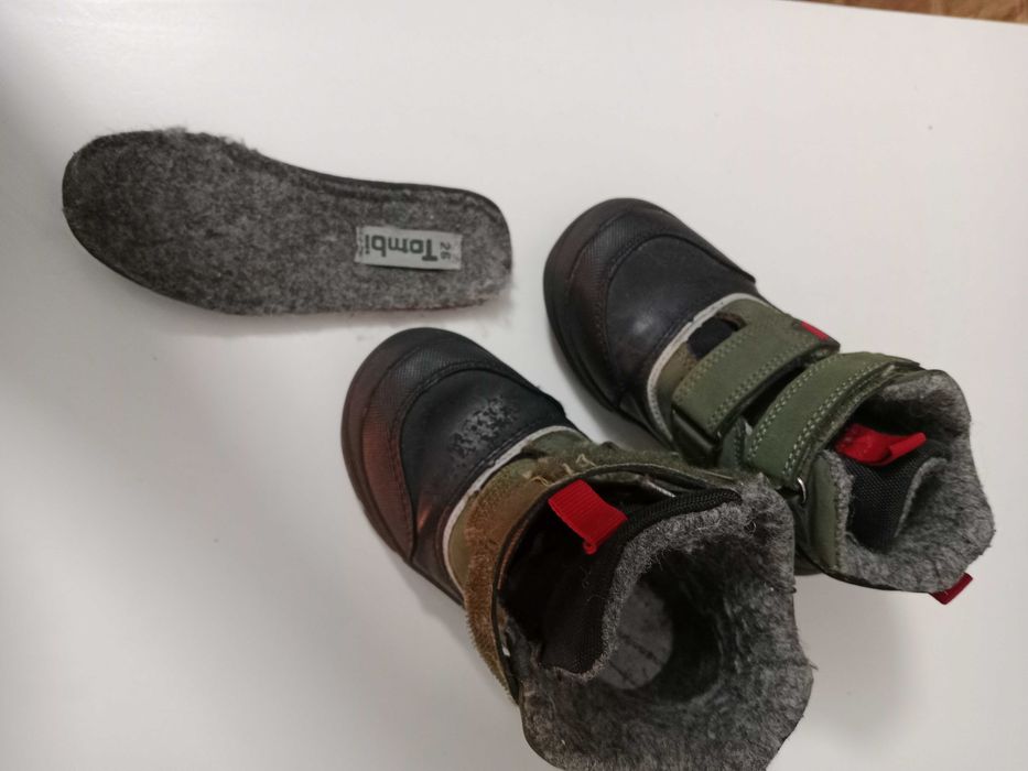 Продам ботинки демисезонные р26