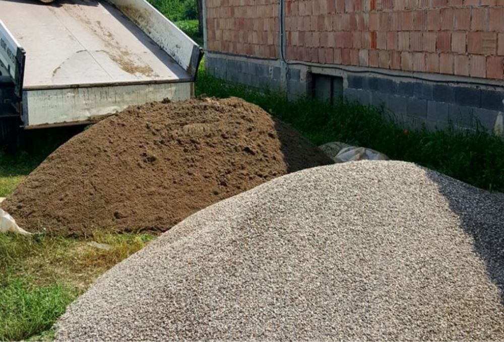 Nisip, pietris, beton concasat, agregate