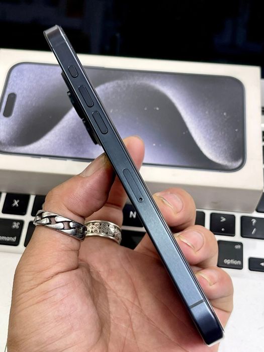 iPhone 15 PRO blue cu 96% Bateria