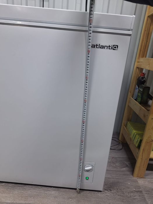 Продам морозильник