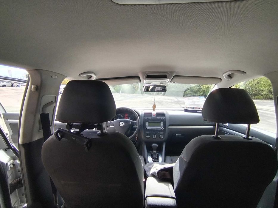 ||| 2900 Euro ||| Vand / Schimb VW Golf 5, automat DSG, 2007, 140 cp, diesel - Galati, sau schimb cu Golf 6 / Volvo V40 automate