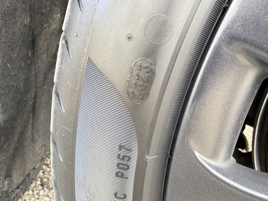 Jante Uberturbine Tesla Y Performance 21” cu cauciucuri