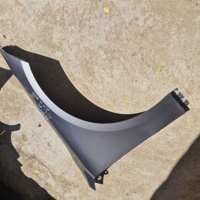 Mercedes Benz CLA 2021 десен калник