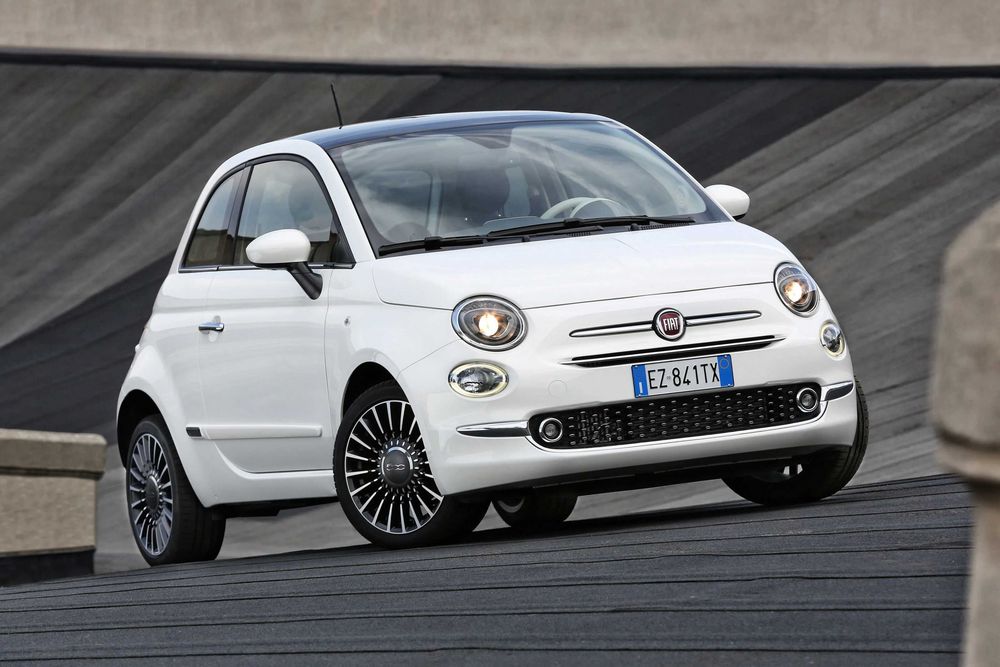 Dezmebrez Fiat 500 bara/far/aripa/usa /motor/oglinda/stop/jante/