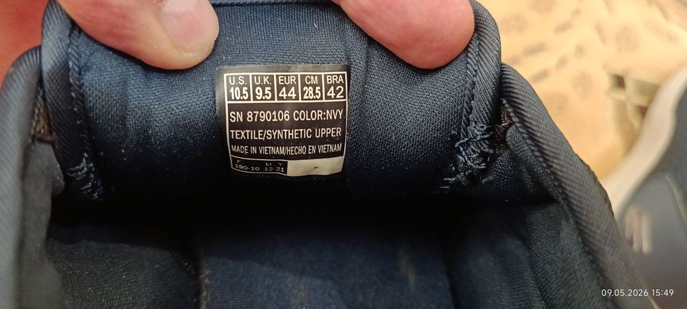 Кроссовки Skechers Summits Memory Foam | Оригинал | р. 44 (28.5 см)