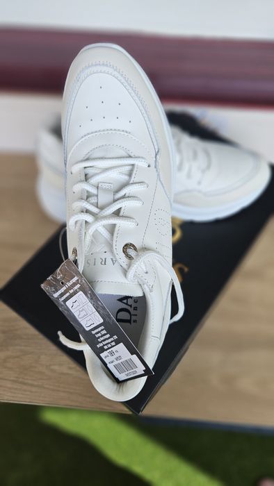 Дамски маратонки Daris