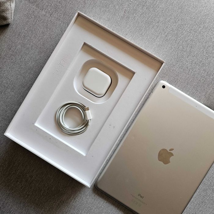 iPad 9 64GB Cellular silver