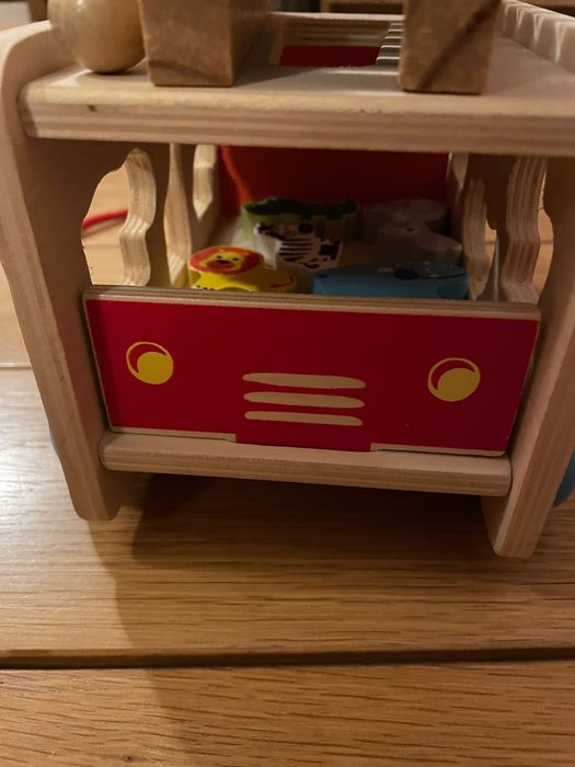 Бебешки играчки дървени