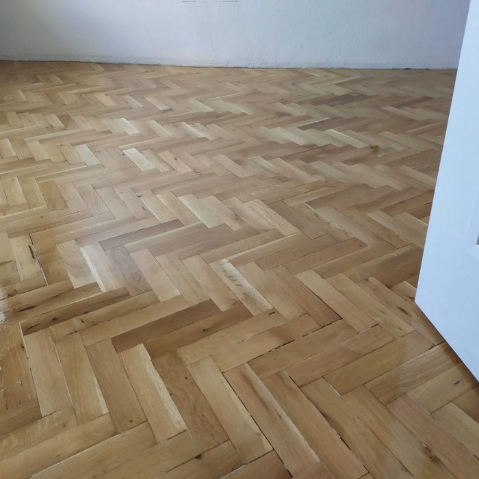 Циклене Паркет и Дюшеме Карлово